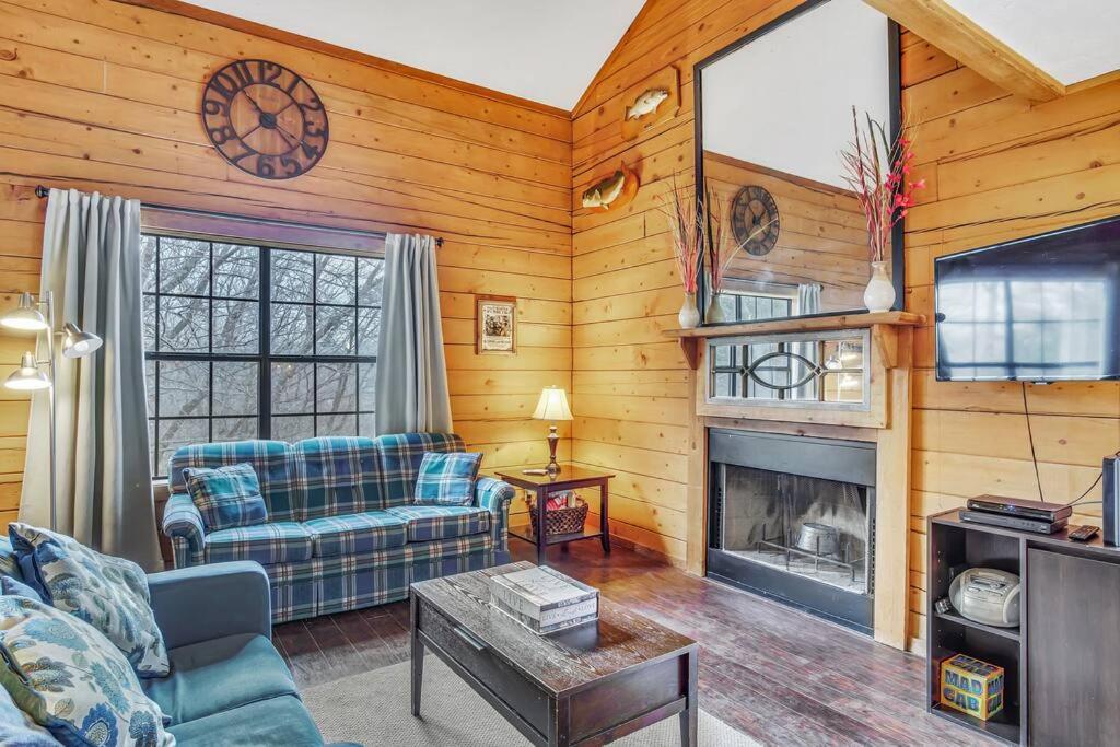 3 Bedroom Log Cabin Condo Close To Everything! Branson Ngoại thất bức ảnh